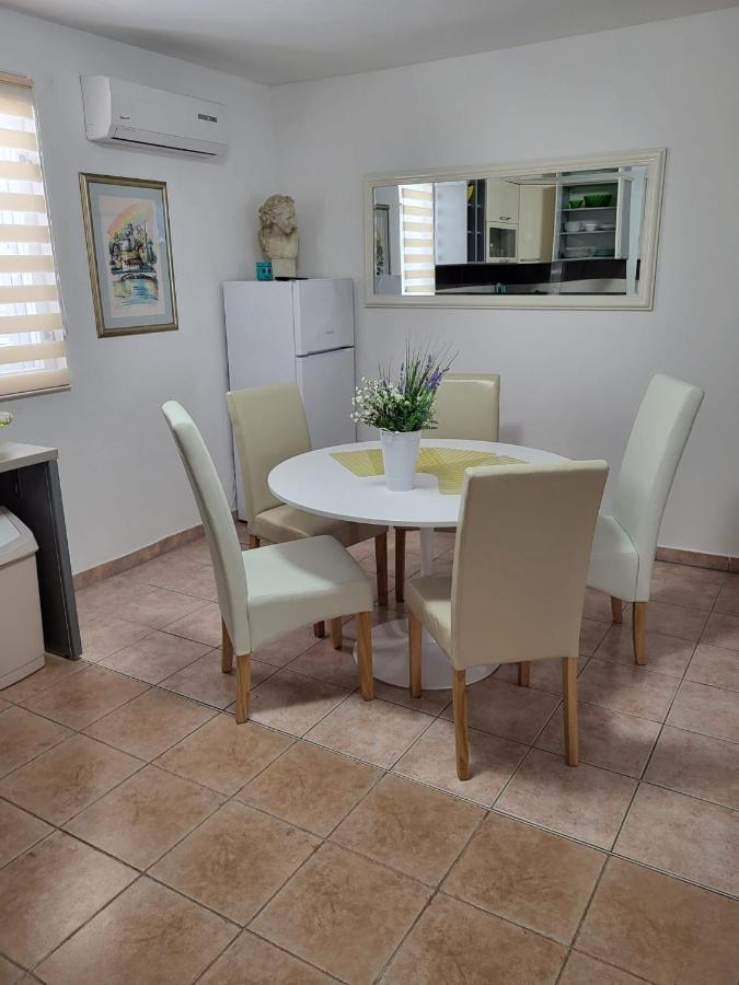 Apartments Kaja باغ المظهر الخارجي الصورة