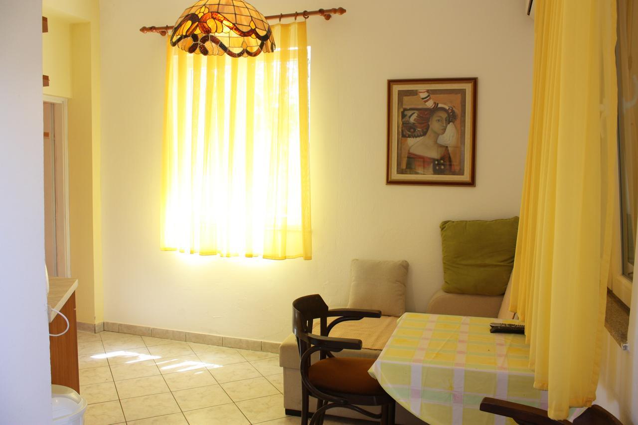 Apartments Kaja باغ المظهر الخارجي الصورة
